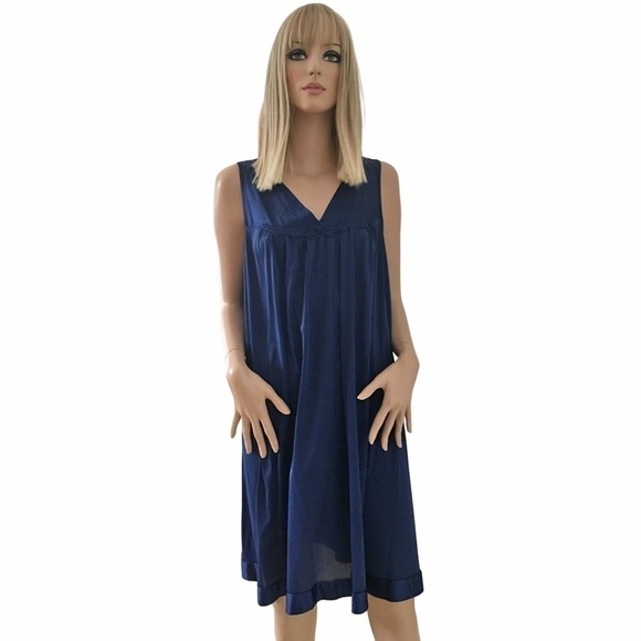 Vintage Vanity Fair Peignoir Set Lingerie Nightgown Robe Navy Sleep Embroidery - Picture 12 of 16